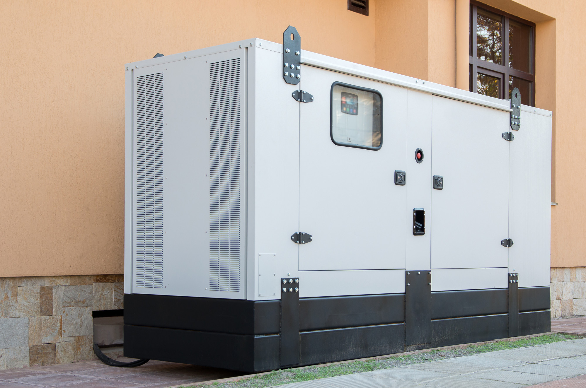 Whole Home Generators: A Buyer’s Guide for Homeowners