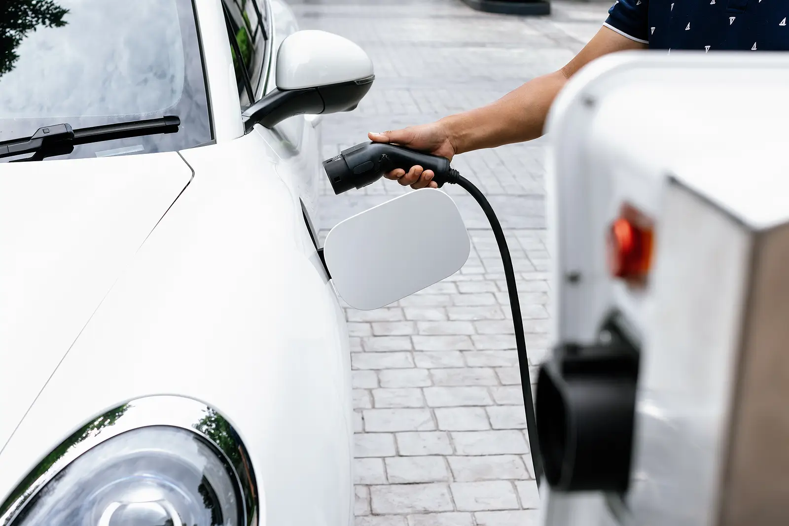 How to Install EV Charging in Your Naples Home