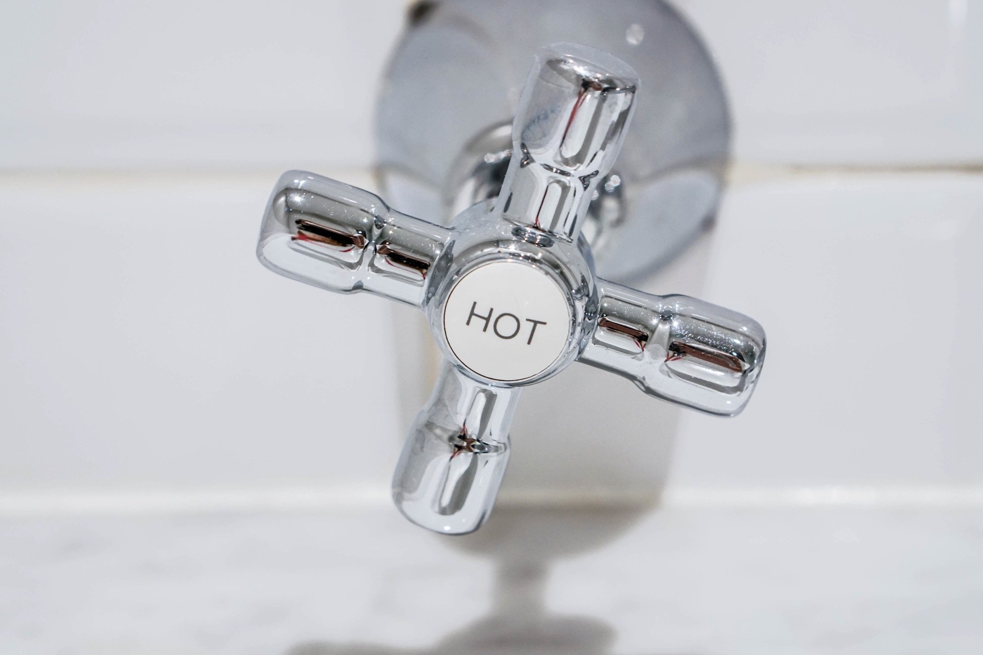 The Pros and Cons of Propane Water Heaters for Your Naples Home